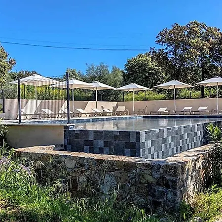 Les Bergeries Du Domaine De Pinelli Hotel 4*
